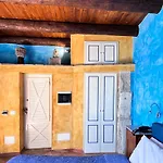 Ξενοδοχείο Aeneas' Landing 4*