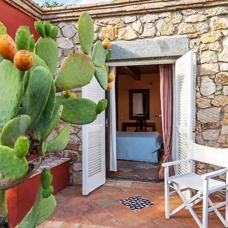 Aeneas' Landing Hotel 4*