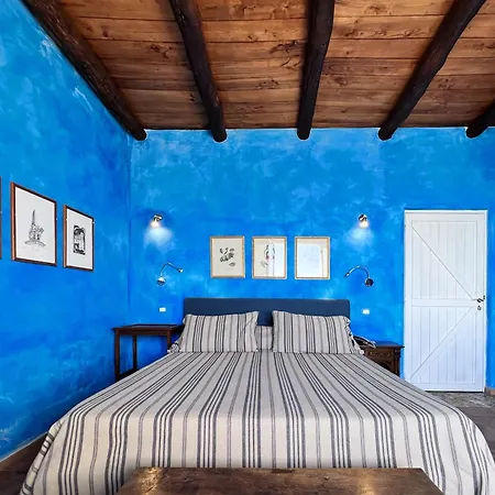 Aeneas' Landing Hotel