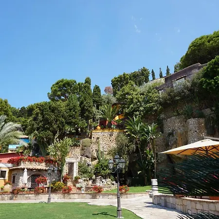 Aeneas' Landing Hotel 4*