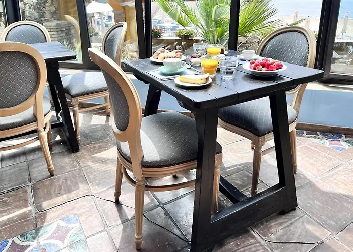 Aeneas' Landing 4* Gaeta