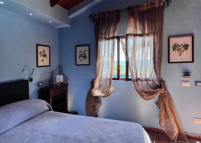 Aeneas' Landing 4* Gaeta